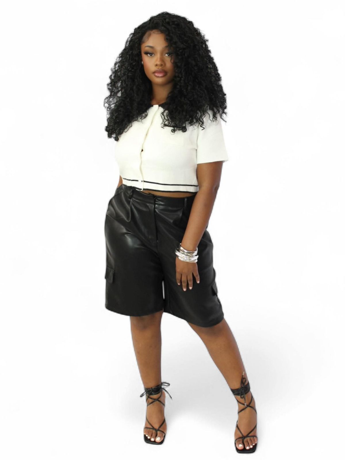 Pretty and Polished Short Sleeve cropped top - white/Black